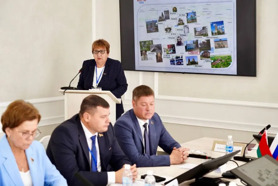 С  12 по 15 августа в пяти городах Гродненской области республики  Беларусь проходит IV Съезд малых городов Гродненской и Нижегородской областей