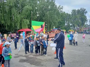 Веселые эстафеты на "Поле Чудес"