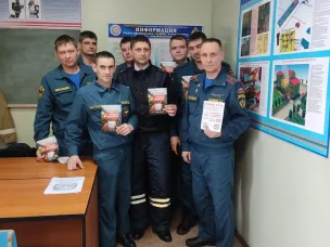 Полицейские Воротынца провели беседу с коллективом МЧС о соблюдении ПДД и о телефоне доверия "112"