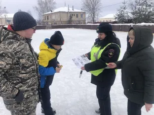 Полицейские совместно с Общественным советом провели Акцию "Каникулы без ДТП"
