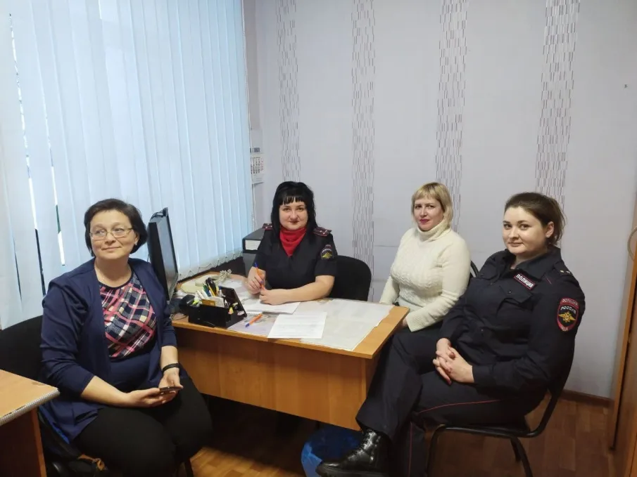 Информационно-пропагандистского мероприятия "Зимние каникулы!" и ОПМ "Правопорядок каникулы"