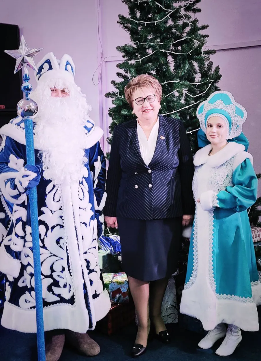 Поздравление главы местного самоуправления Спасского муниципального округа Татьяны Валентиновны Бирюковой с новогодними праздниками